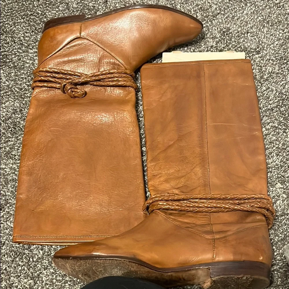 Unisa - made in Brazil- Stylish Tan Leather Boots with Braided Detail Sz 8.5 - Picture 2 of 7